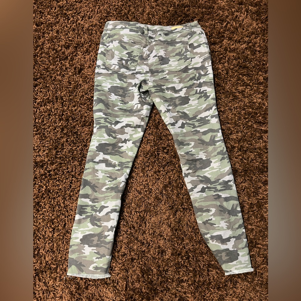 True Craft Camo Jeans